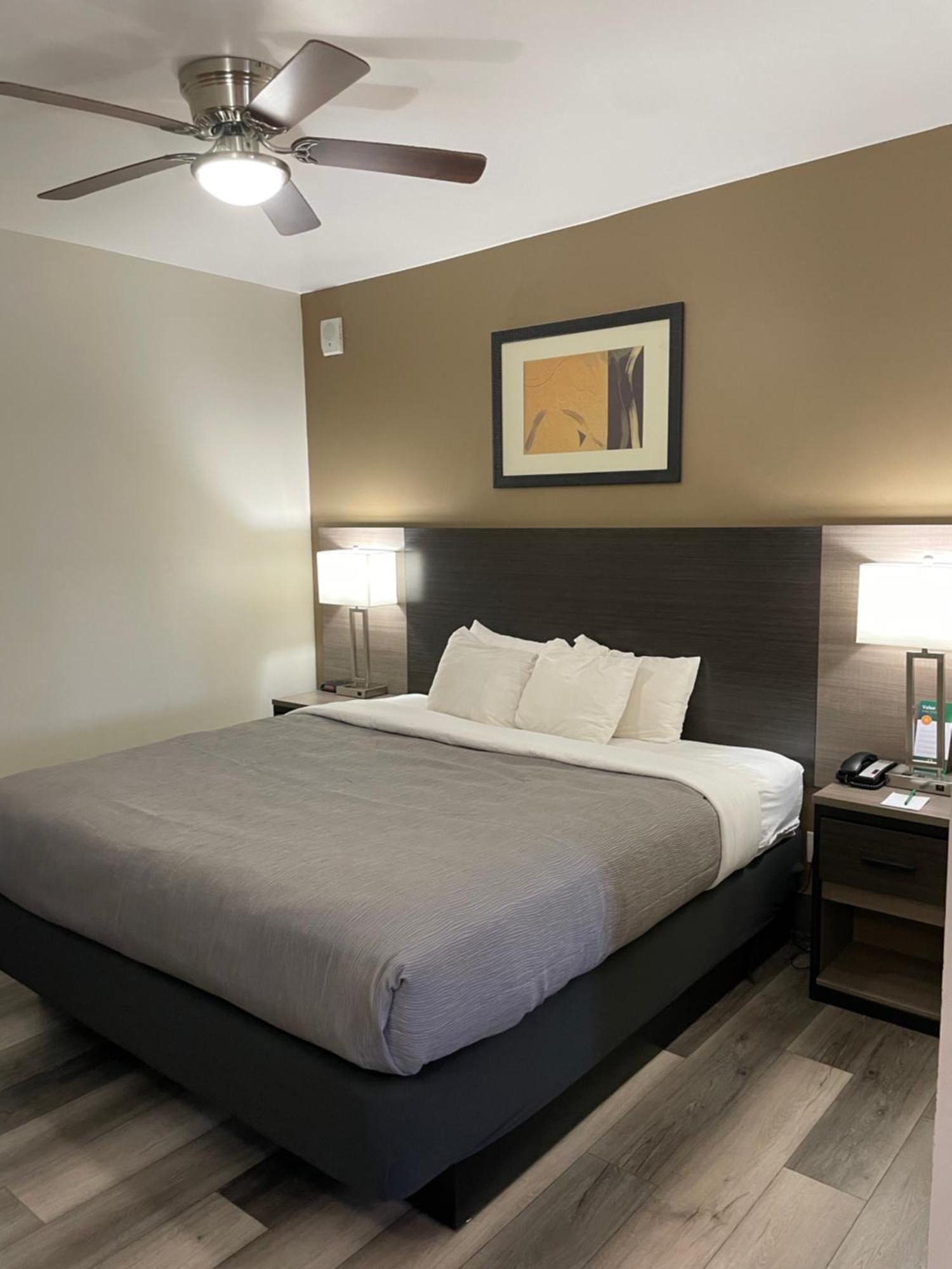 Quality Inn & Suites Goodyear - Phoenix West Exterior foto