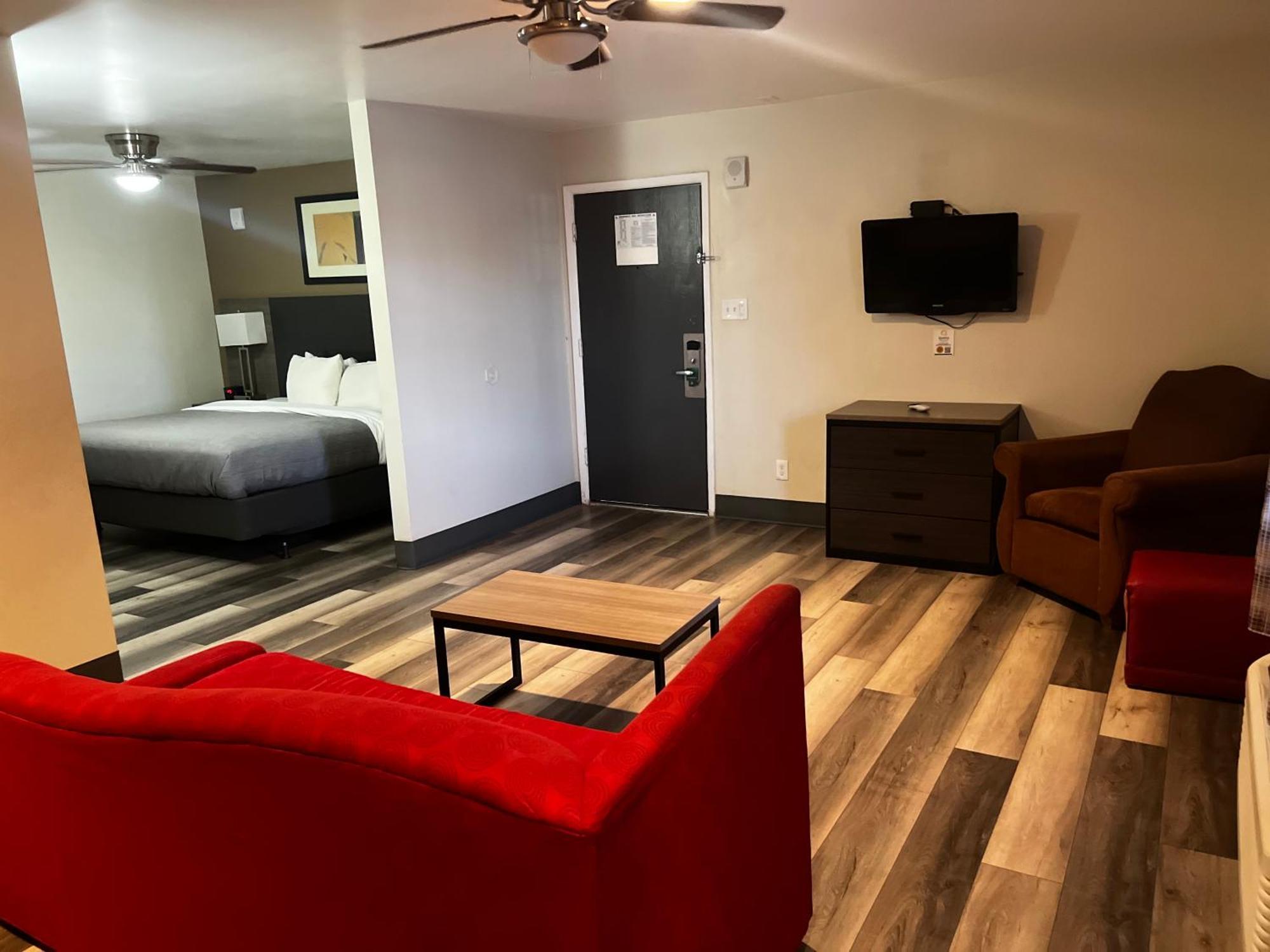 Quality Inn & Suites Goodyear - Phoenix West Exterior foto